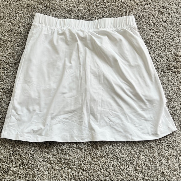 J. McLaughlin Skort (Skirt w/ Shorts) Tennis Golf Skirt White Sz S Tennis - Picture 2 of 5